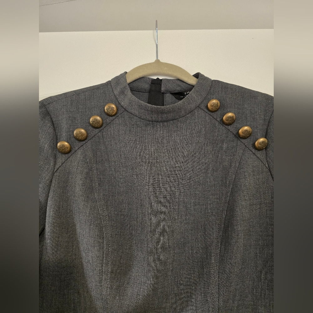 ZARA Elegant Gray Dress with Gold Accents - Picture 2 of 8